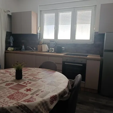Apartman Mario Knin